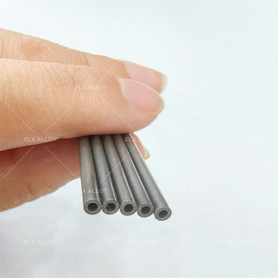 سعر جيد مقاومة للتآكل إنكونيل 625 أنبوب بلا مسام أسود و مشرق الانترنت