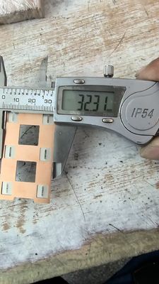 سعر جيد معيار DIN CuNi30Mn1Fe النحاس-النيكل Busbar 70% النحاس 30% النيكل سبيكة للقيادة العالية الصناعية الانترنت